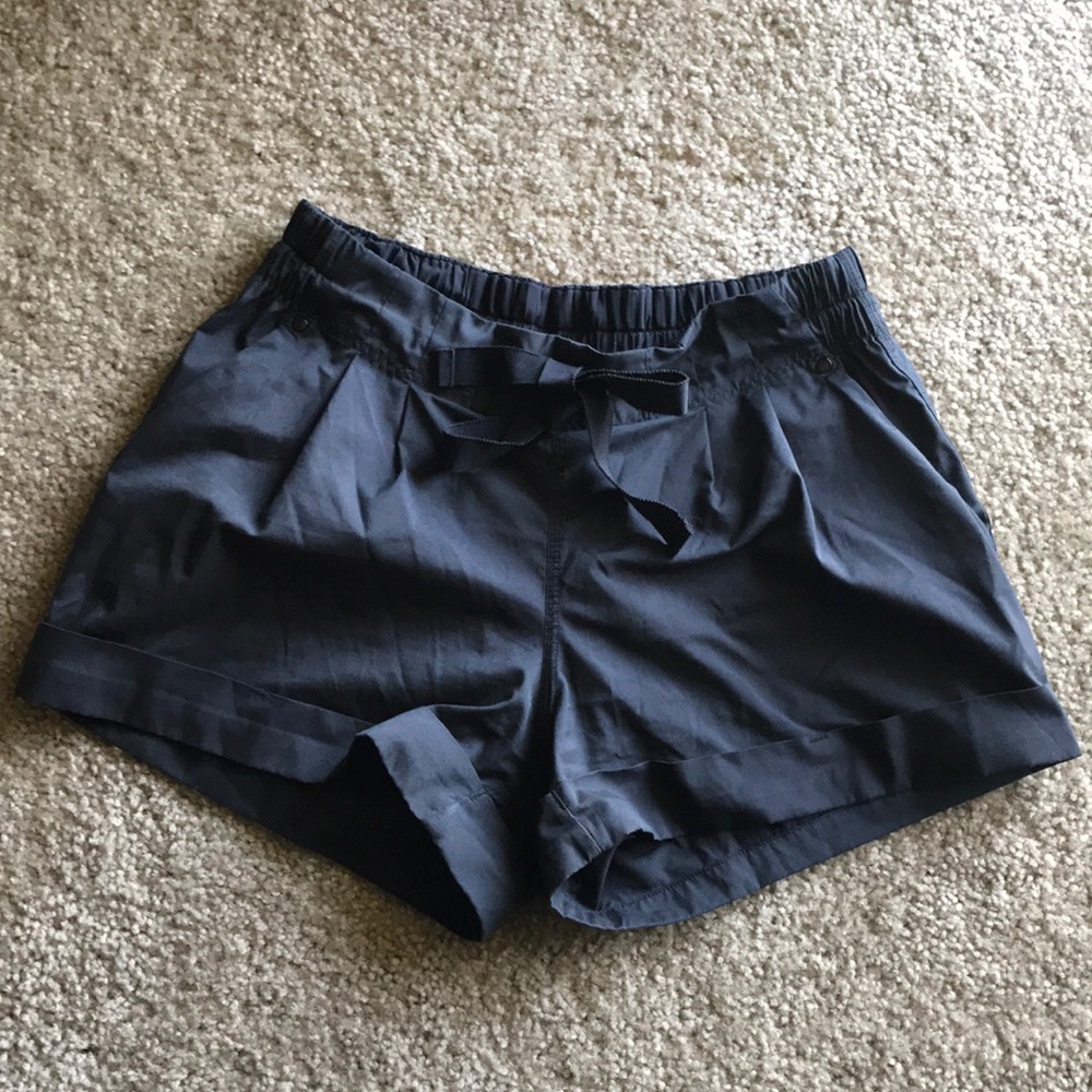 Lululemon Spring Breakaway Shorts - Orig Release